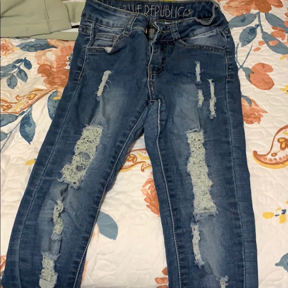 Ripped jeans